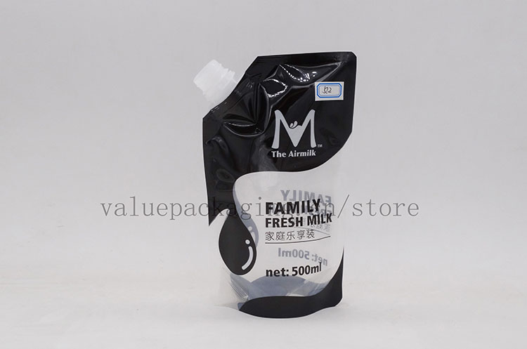 512-clear-standup-spout-bag-for-family-milk-pack