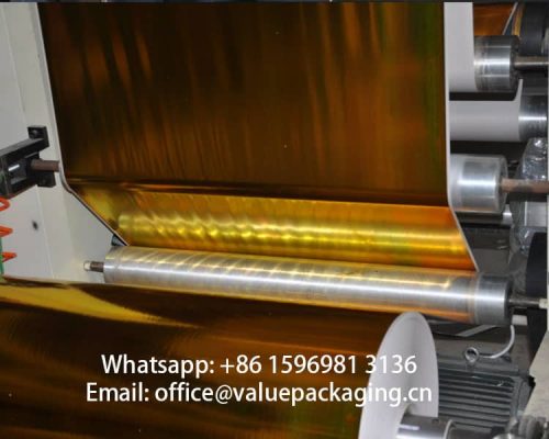 gold-metallized-paper-roll