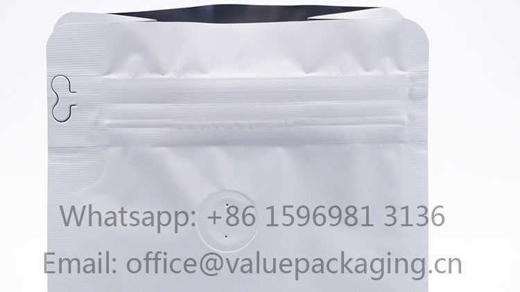 What an elegant tab zipper on 12oz matte white coffee bag