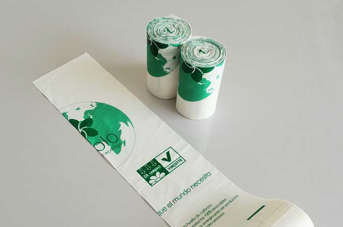 PLA+PBAT-biodegradable-dog-poo-bag-700X465