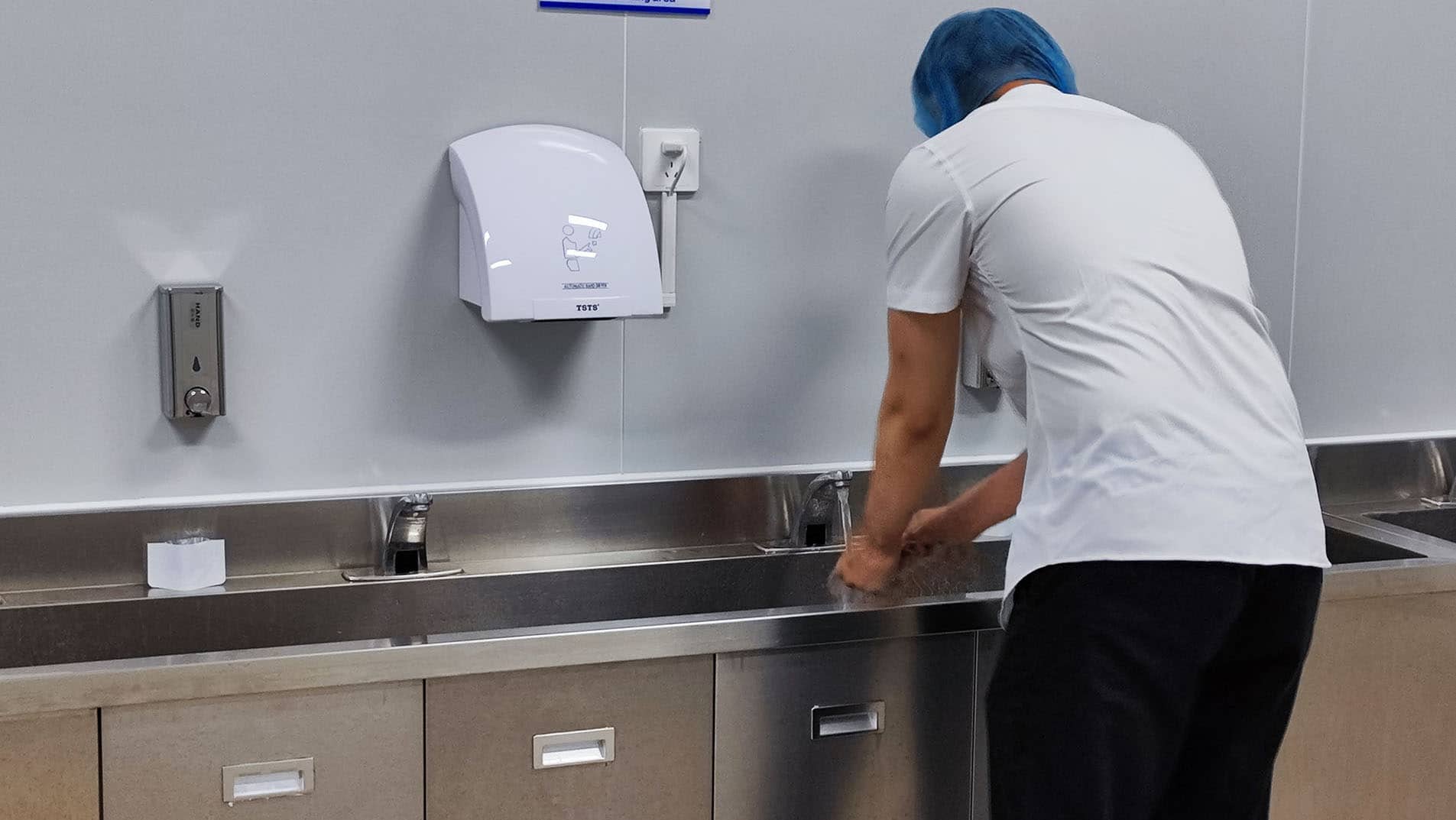 Hygiene conditions for food packaging