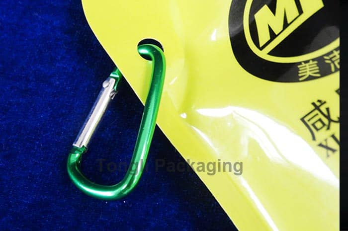 carabiner-hook