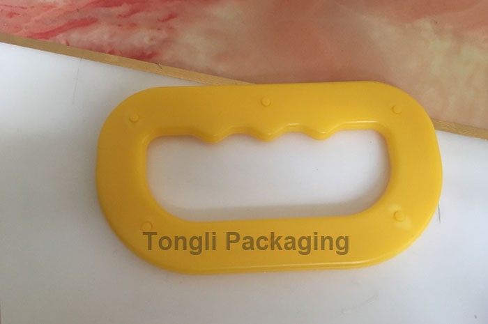 plastic-handle-yellow